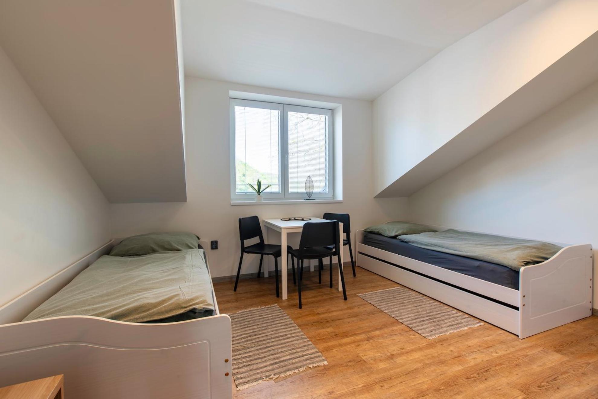 Restaurace Hotel Praha Nizbor エクステリア 写真