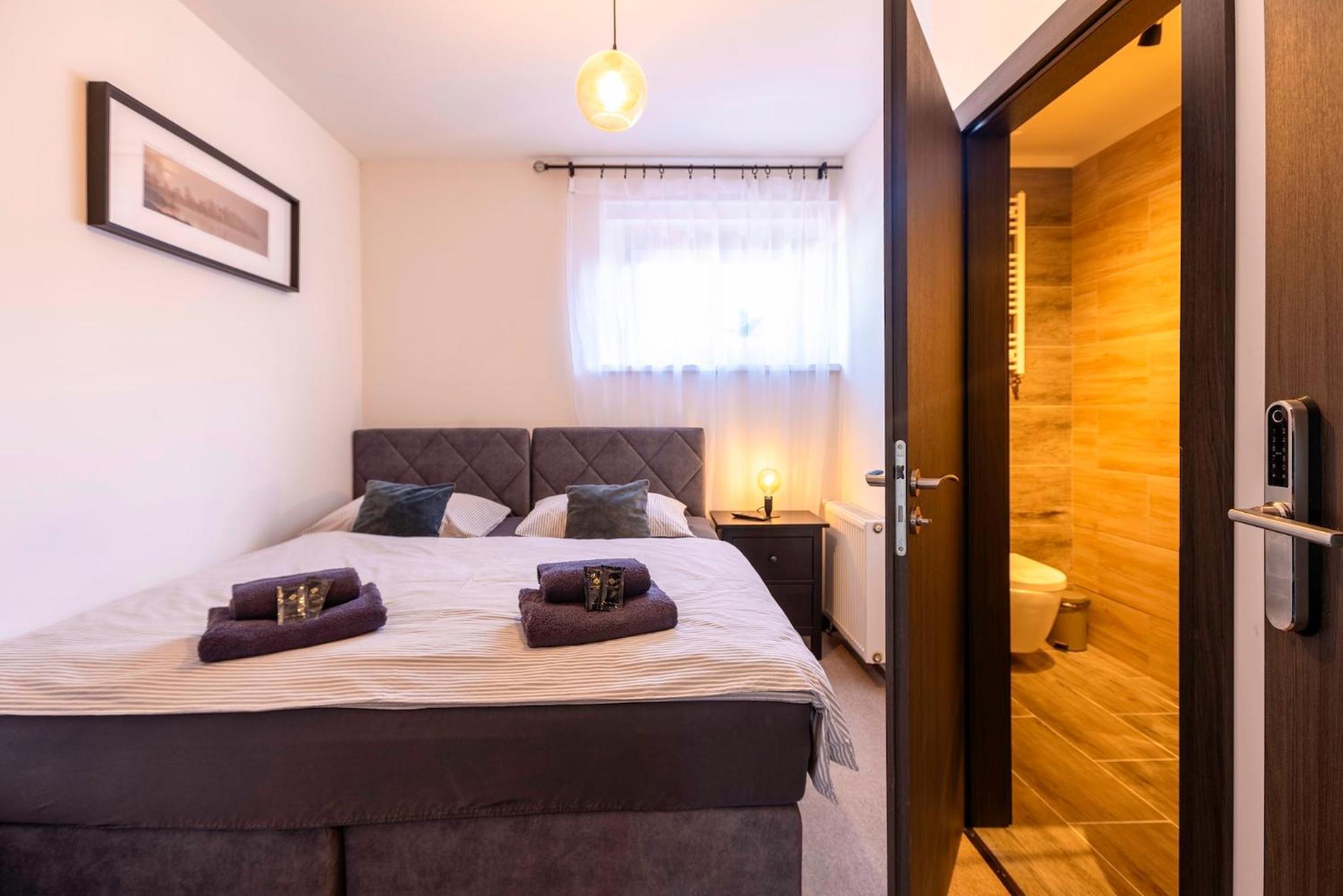 Restaurace Hotel Praha Nizbor エクステリア 写真