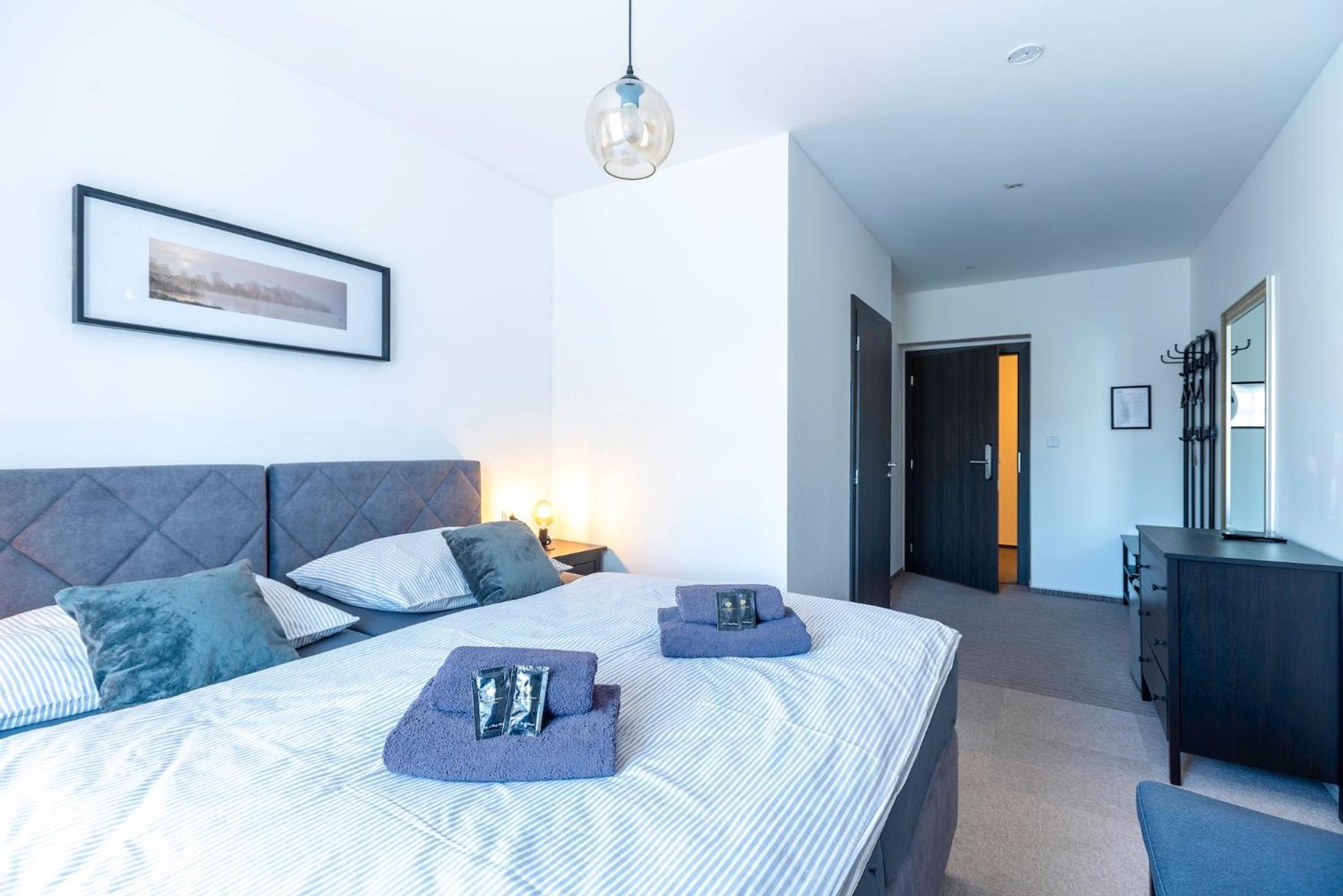 Restaurace Hotel Praha Nizbor エクステリア 写真