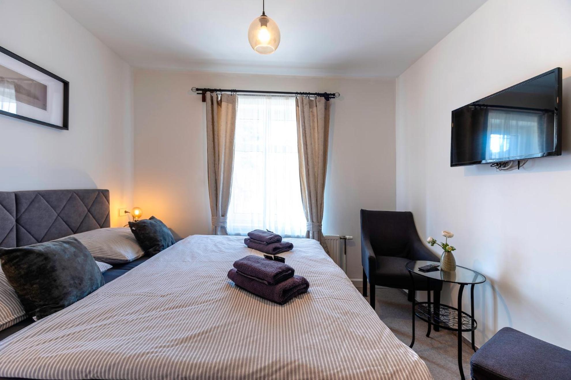 Restaurace Hotel Praha Nizbor エクステリア 写真