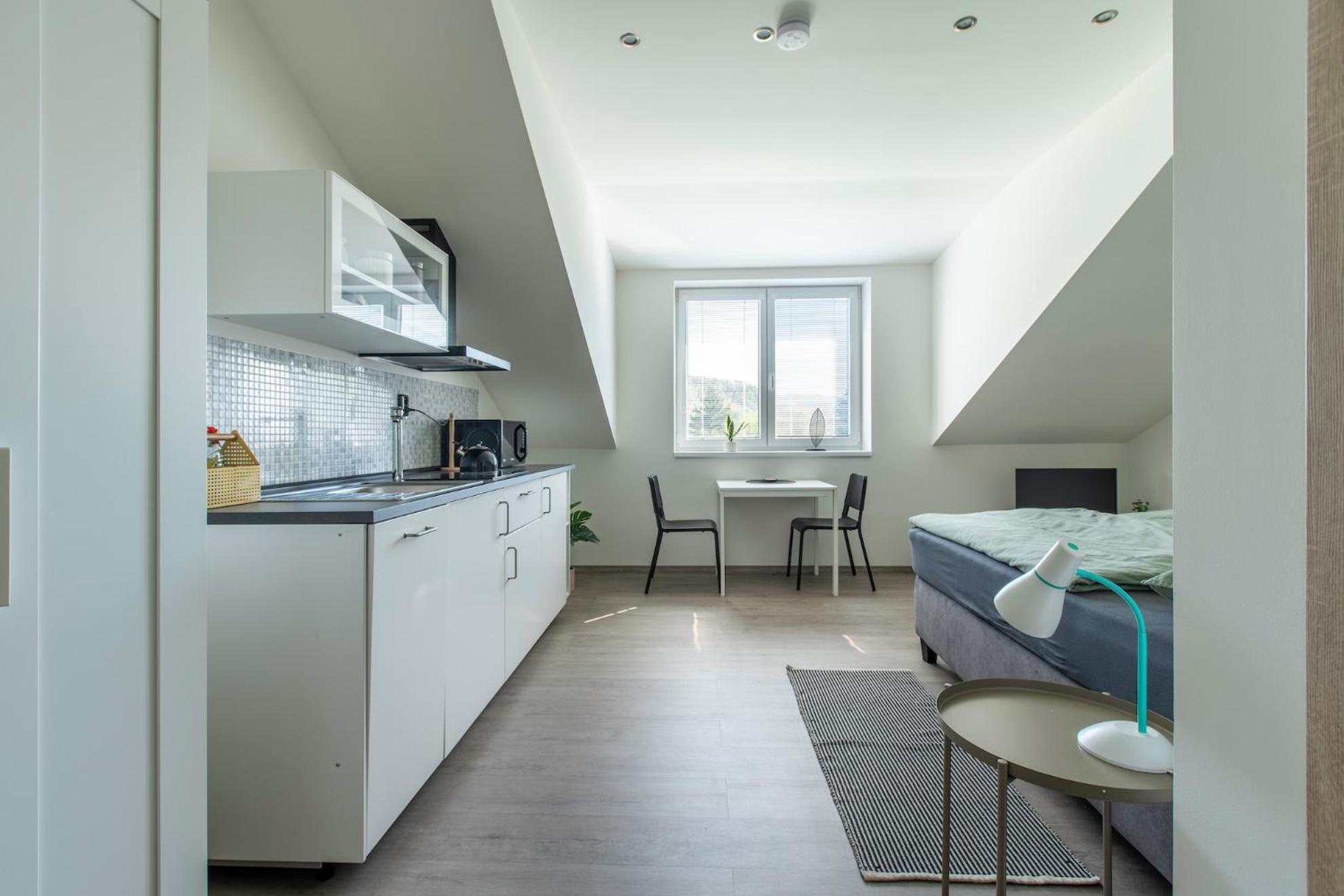 Restaurace Hotel Praha Nizbor エクステリア 写真