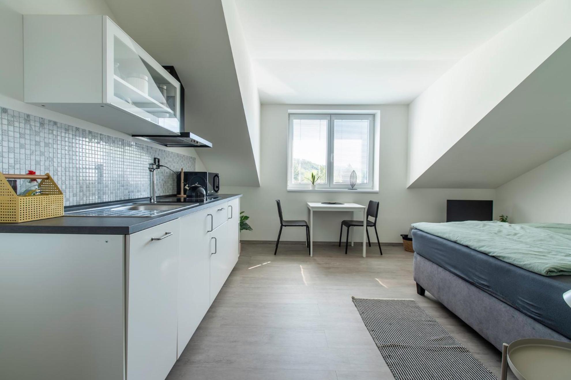 Restaurace Hotel Praha Nizbor エクステリア 写真