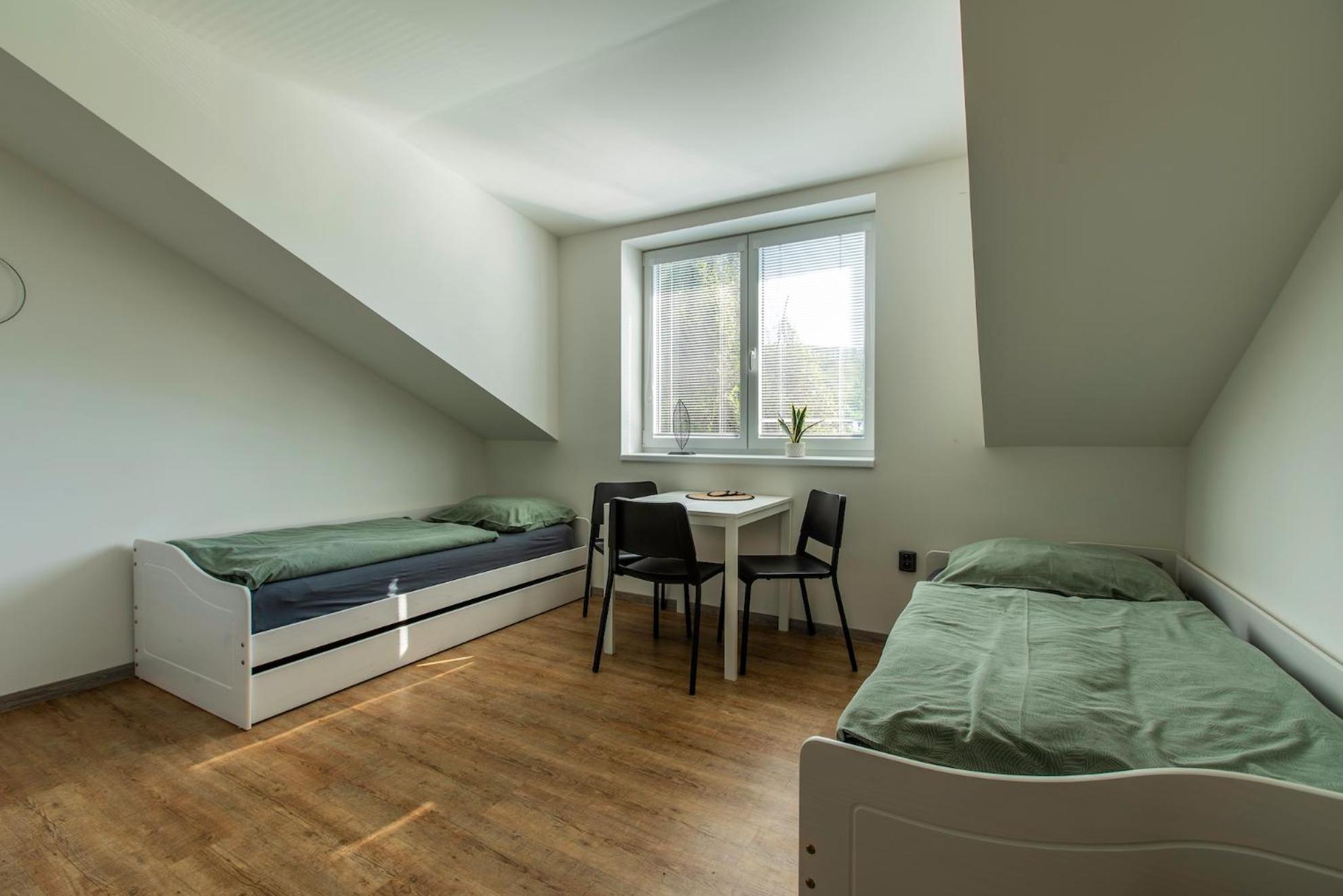 Restaurace Hotel Praha Nizbor エクステリア 写真